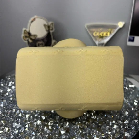 Elegant Designer inspired vase - Picture 12 of 16